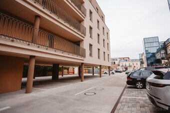 Na prenájom 2 izbový byt v centre Košíc - 15