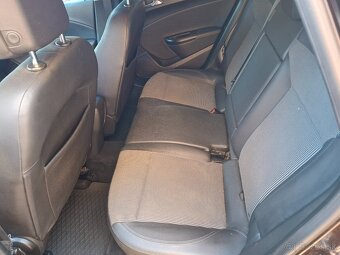 Opel astra sport tourer r.v.2015 - 15