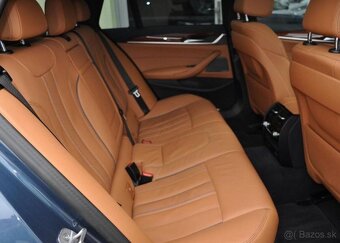 BMW Řada 5 530xD M-SPORT ČR 1.MAJ PANOR. 210 kw - 15