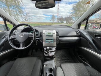 Toyota Corolla Verso 2.2 D, 7 miest na sedenie - 15