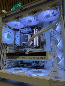 Ryzen 7 9800x3D•RTX 5070 Ti 16GB•32GB RAM•2TB SSD•850W - 15