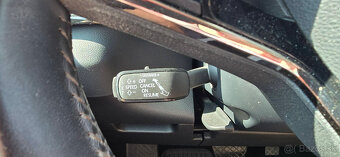 Škoda Karoq 1,6TDI 85kW Style DSG 11/2020-111.500km - 15