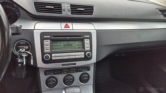 Volkswagen Passat Variant 2.0 TDI Highline DSG - 15