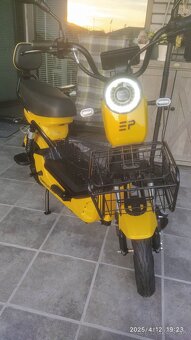Predám  NEJAZDENÝ  El. MOPED - bez nutnosti VP - 15