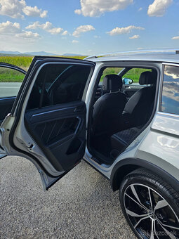 Volkswagen Tiguan 1.4 TSI eHybrid 245k R-Line - - 15