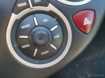 Peugeot 807 HDI 8-miestne - 15