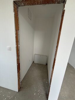 Novostavba rodinného domu veľkým pozemkom obci Povoda - 15