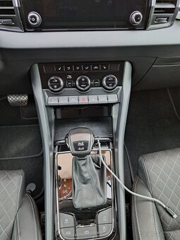 2019 Škoda Karoq 1.5 TSI DSG 4 x 4 110 kW - 15