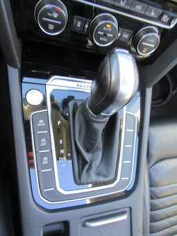 PASSAT B8 ALLTRACK  4x4 - 15