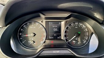 Škoda Octavia Combi 2.0 TDI Ambition DSG - 15