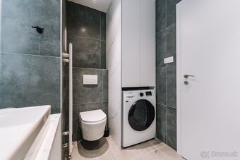 Na prenájom 2 izbový byt na Šoltésovej ulici v Košiciach - 15
