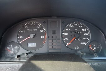 Audi 80 2,0 i 78 kW - 15