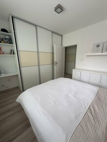 Prenájom 3 izb. bytu v NZ - 15