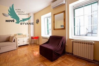 Kamenný dom v centre Šibenika - Chorvátsko - 15