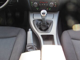 BMW Rad 3 Touring 318 i - veľmi zachovalé - splátka 99,-€ - 15