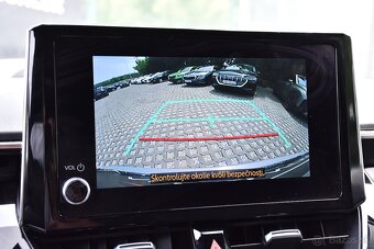 Toyota Corolla Combi TS 1.8 HYBRID E-CVT SR 2022 DPH - 15