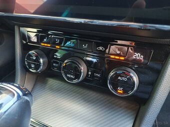 Škoda Superb iV Combi TSI 160kW Sportline - záruka Autodraft - 15