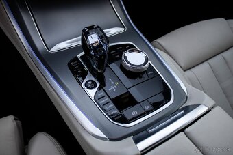 BMW X5 3.0 xDrive30d, 210kW (2021) - 15