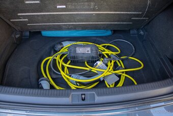 Volkswagen Golf e - 15