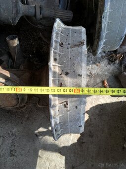 3x náprava Lada Žigula, 2 originál, 1 skracovaná - 15