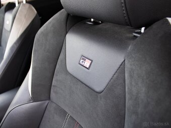 Toyota C-HR 1.8 Hybrid Executive GR SPORT - 15