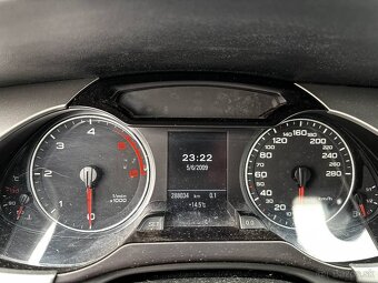 Audi A4 Avant 3.0 TDI V6 quattro Allroad - 15