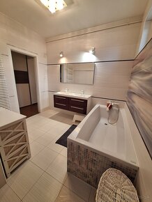 4 - izbový rodinný dom 109m², nádherná záhrada 639 m², Rajka - 15