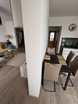 Na predaj priestranný 4-izbový byt  s atmosférou vidieckeho  - 15