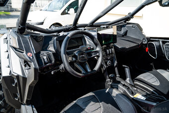Can-Am MAVERICK X3 Turbo XRS - 15