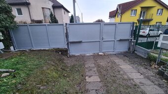 Kovovýroba - zváranie, brány, ploty, zábradlia, prístrešky - 15