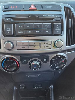 Hyundai i20 - 15