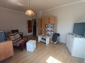 Ponúkame Vám na predaj rodinný dom v obci Gibárt - 15