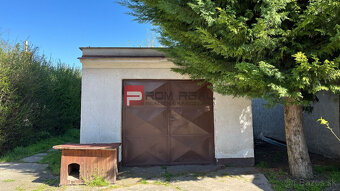Na predaj starší rodinný dom s rozľahlým pozemkom Vydrany - 15