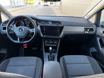 Volkswagen  Touran 2.0 tdi Comfortline dsg 7 miestne - 15