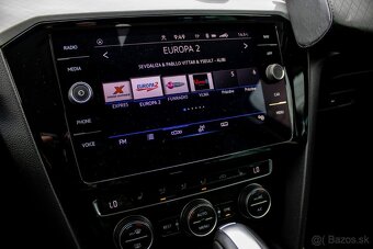 Volkswagen Passat Variant Highline 2 TDi - 15