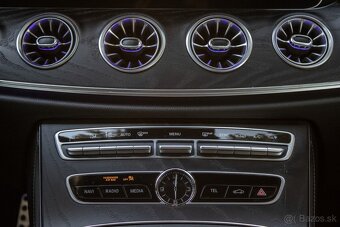 Mercedes-Benz E trieda Kupé 200 4matic A/T - 15
