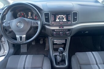VOLKSWAGEN SHARAN 2.0 TDI  manuál MATCH výbava - 15