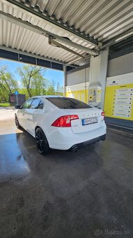 Volvo S60 - 15