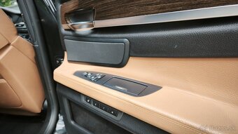 Bmw F01 730D ,R21 360° kamery , masážne ventilované sedačky - 15