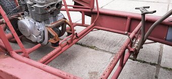 Predám rám z Velorexu, motor Yamaha XS 400 - 15