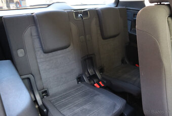 Volkswagen Touran 2.0 TDI SCR Higline 7-miestne - 15