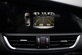 Alfa Romeo Giulia 2.0 GME AT - 15