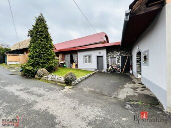Rodinný dom v obci Bzovík - 15