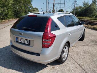 KIA Ceed SW 1.6crdi 85kw, r.v.2008 - 15