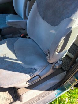 Ford Galaxy 1.9 66kw 2000rocnik - 15