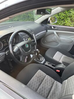 Predám Škoda Octavia Combi 1.6 TDI CR DPF Ambition - 15