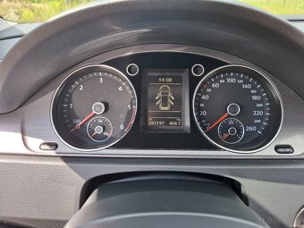 Volkswagen Passat Variant B7 DSG - 15