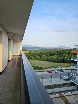 Nový 3 izb. byt s 2 park. miestami, projekt Panoráma - 15