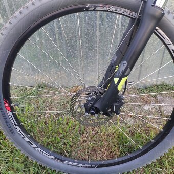 Horsky bicykel CUBE 29 - 15