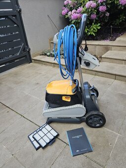 Robotický bazénový vysávač Dolphin E35 - 15